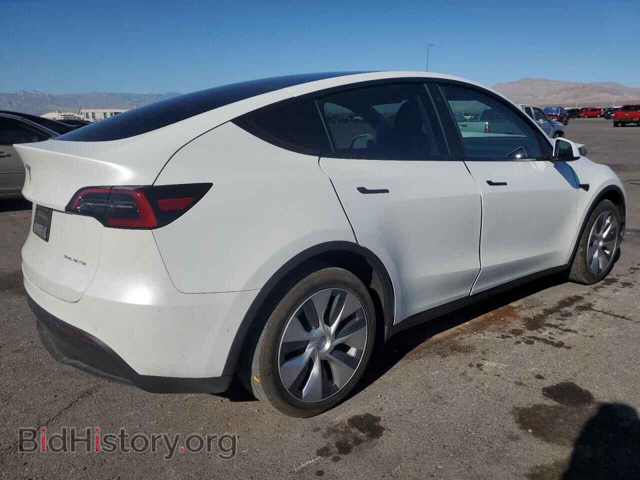 2022 TESLA MODEL Y - VIN: 7SAYGDEE2NF411115 - Photo 3