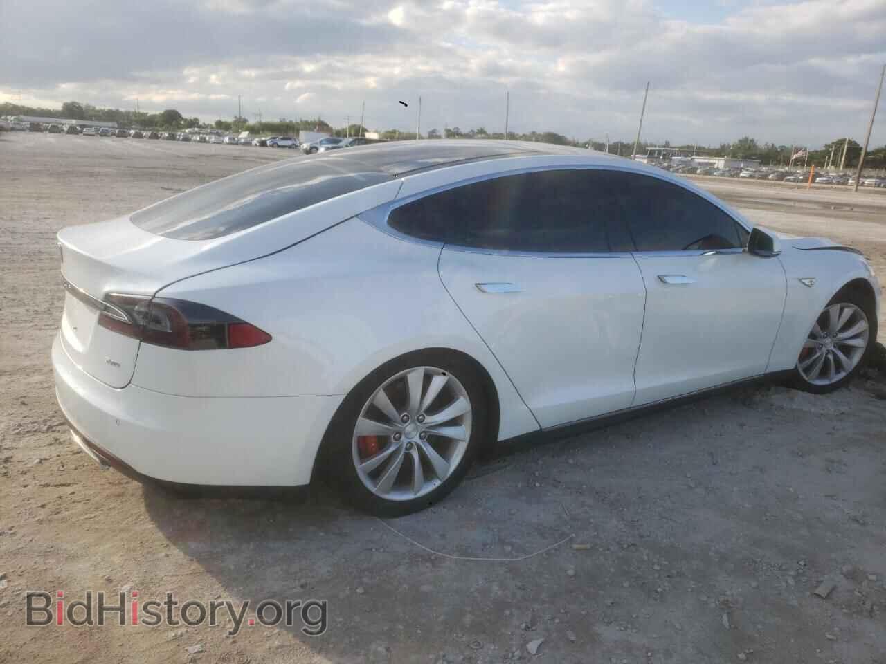 2013 TESLA MODEL S - VIN: 5YJSA1DP6DFP20512 - Фото 3