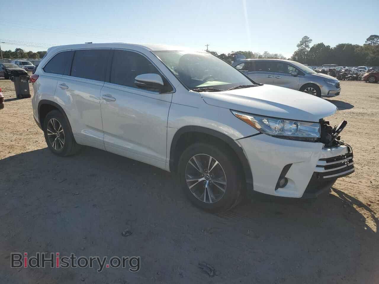 2018 TOYOTA HIGHLANDER - VIN: 5TDZZRFH4JS276971 - Фото 4