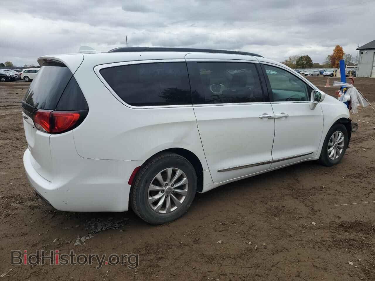 2017 CHRYSLER PACIFICA - VIN: 2C4RC1BGXHR837516 - Фото 3