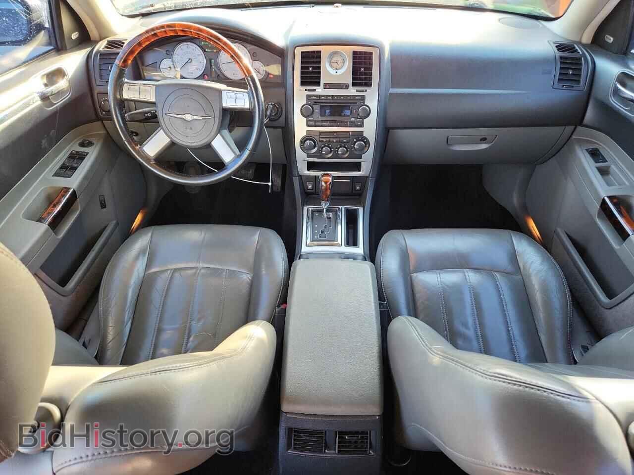 2005 CHRYSLER 300 - VIN: 2C3JA63H35H582379 - Фото 8