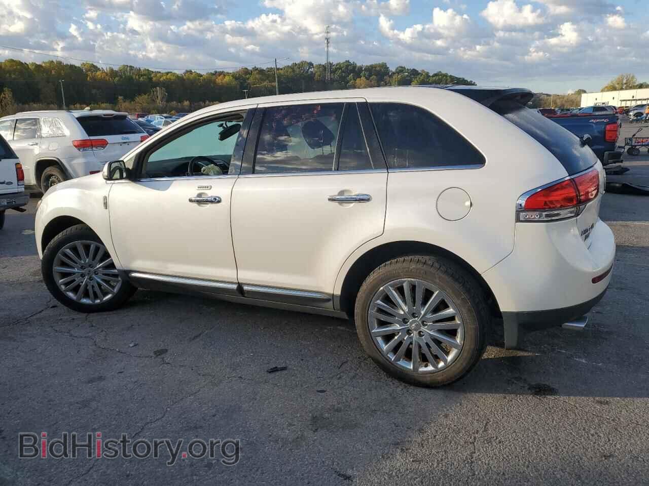 2013 LINCOLN MKX - VIN: 2LMDJ8JK3DBL00617 - Photo 2