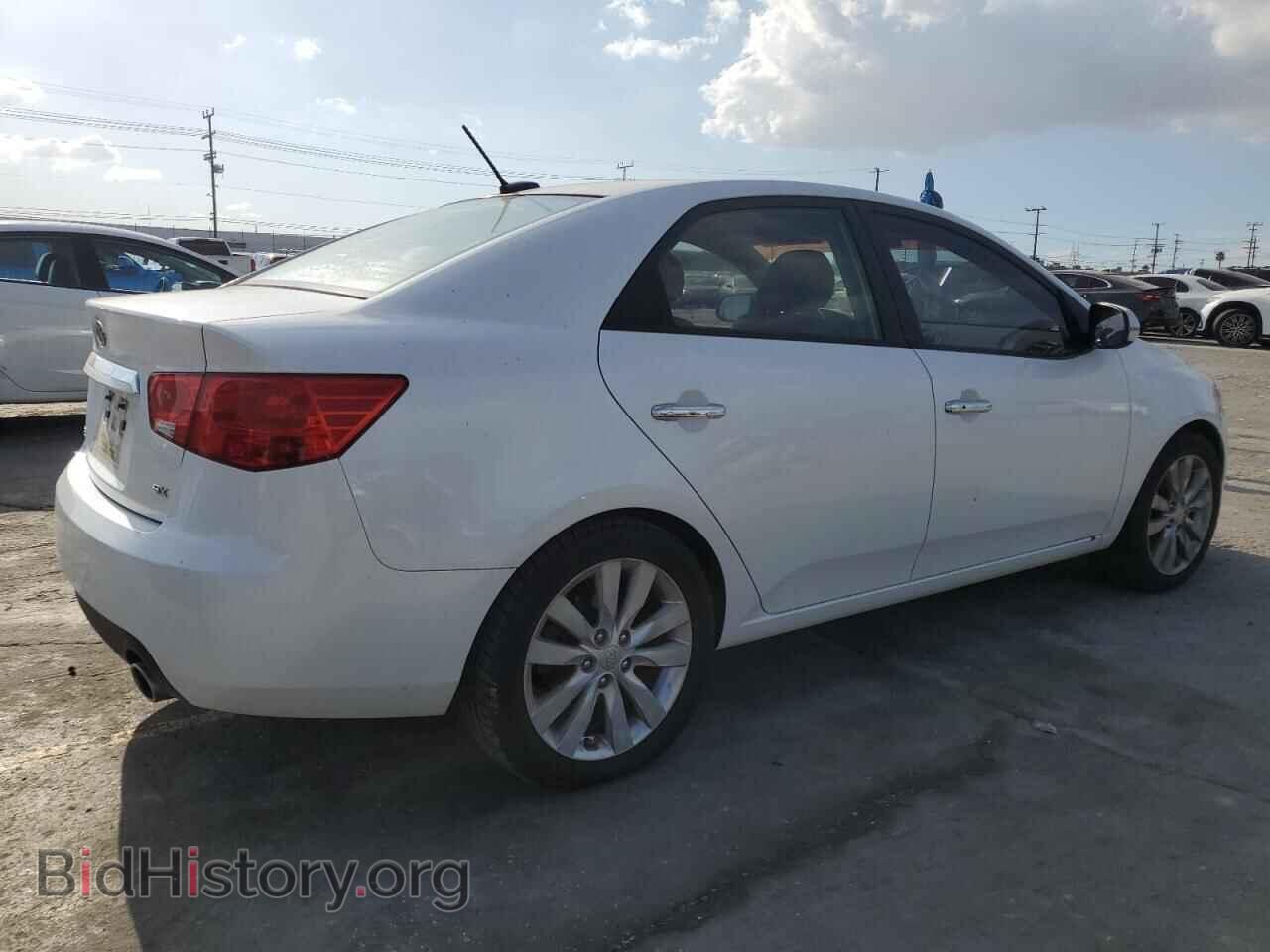 2013 KIA FORTE - VIN: KNAFW4A35D5737905 - Фото 3