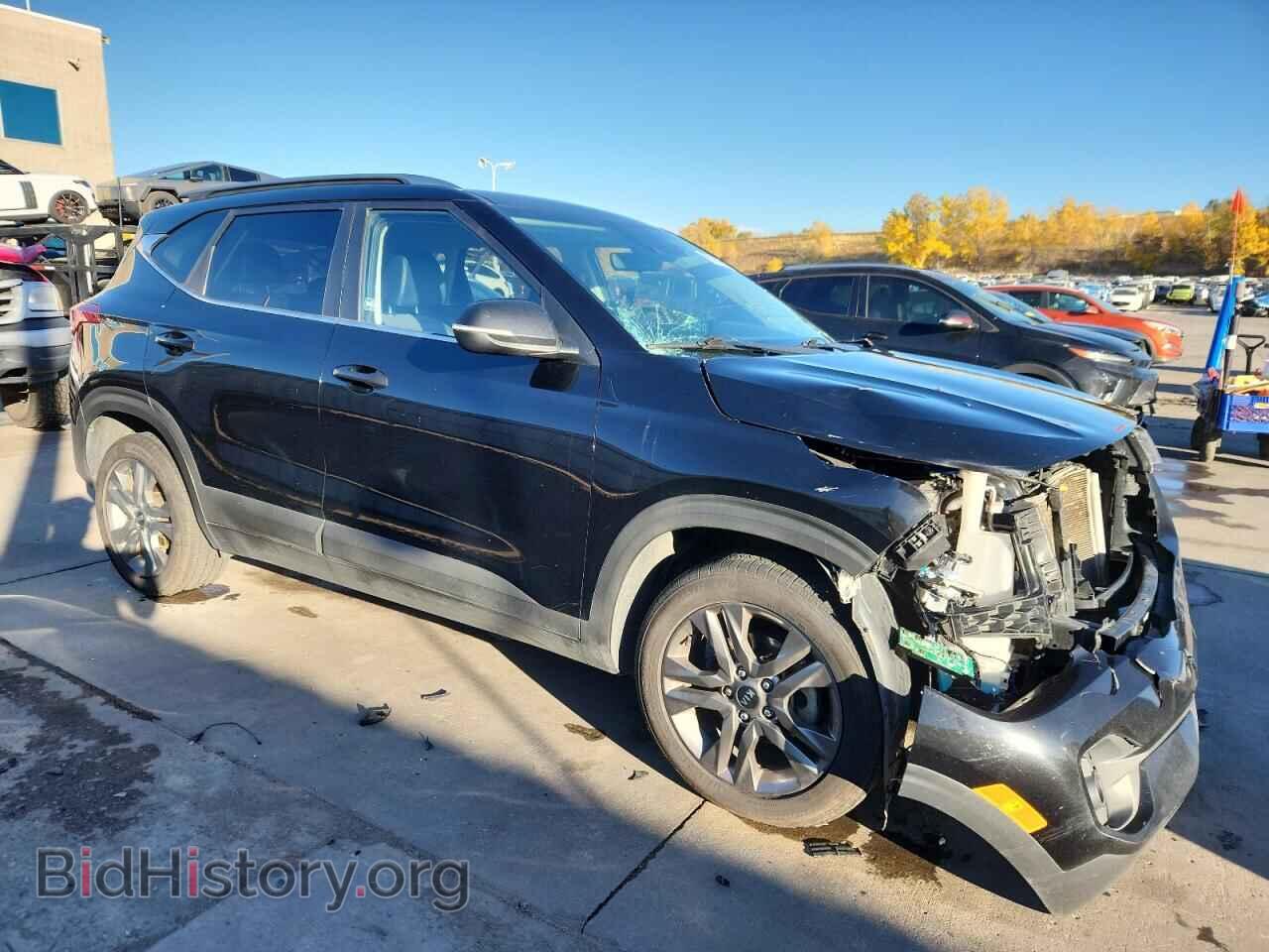 2021 KIA SELTOS - VIN: KNDEU2AA7M7110330 - Фото 4