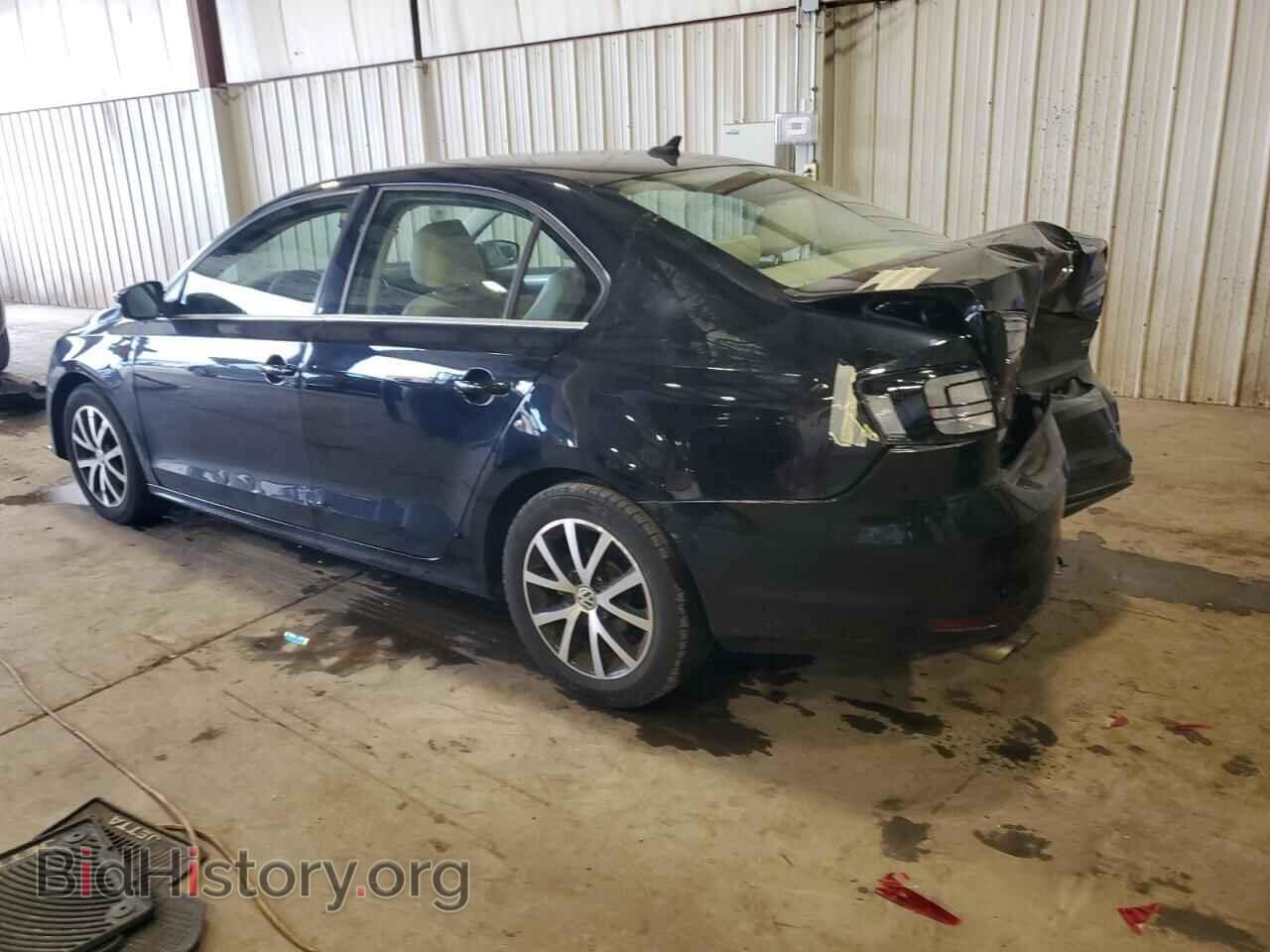 2017 VOLKSWAGEN JETTA - VIN: 3VWDB7AJ7HM337833 - Фото 2