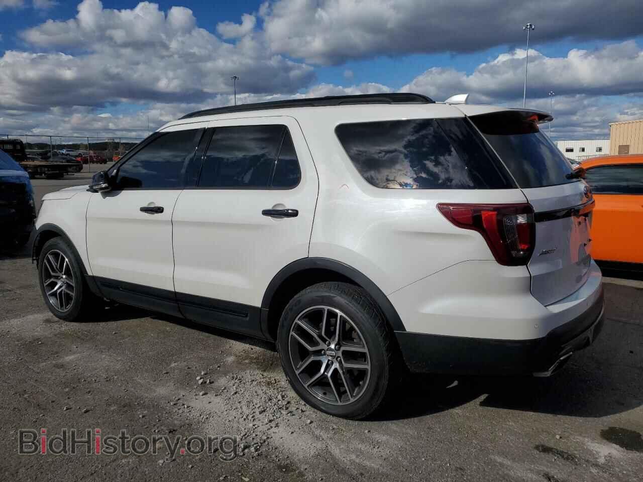 2016 FORD EXPLORER - VIN: 1FM5K8GT1GGB60223 - Фото 2