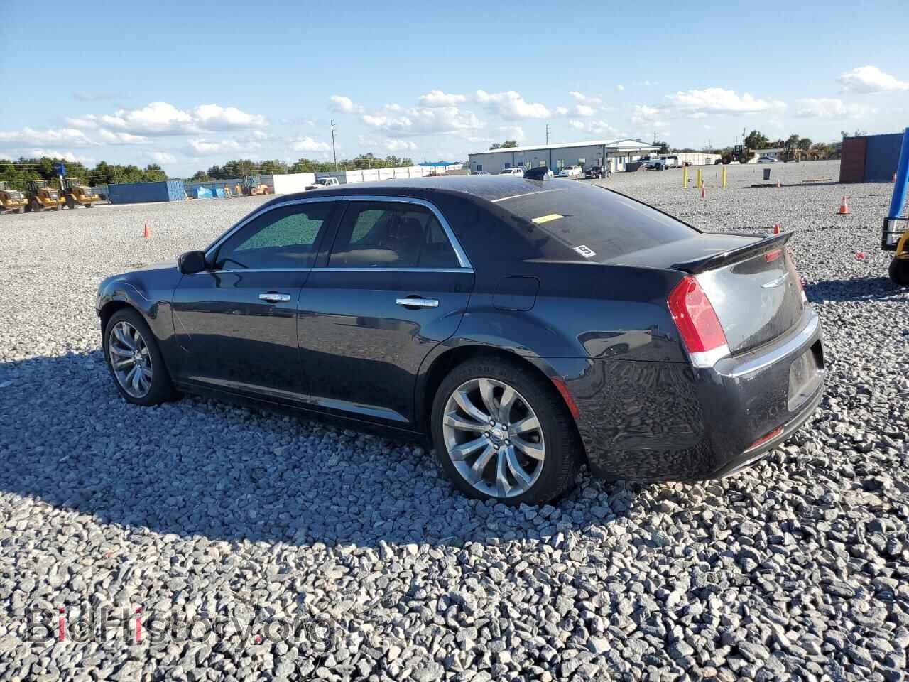 2018 CHRYSLER 300 - VIN: 2C3CCAEG0JH298115 - Фото 2