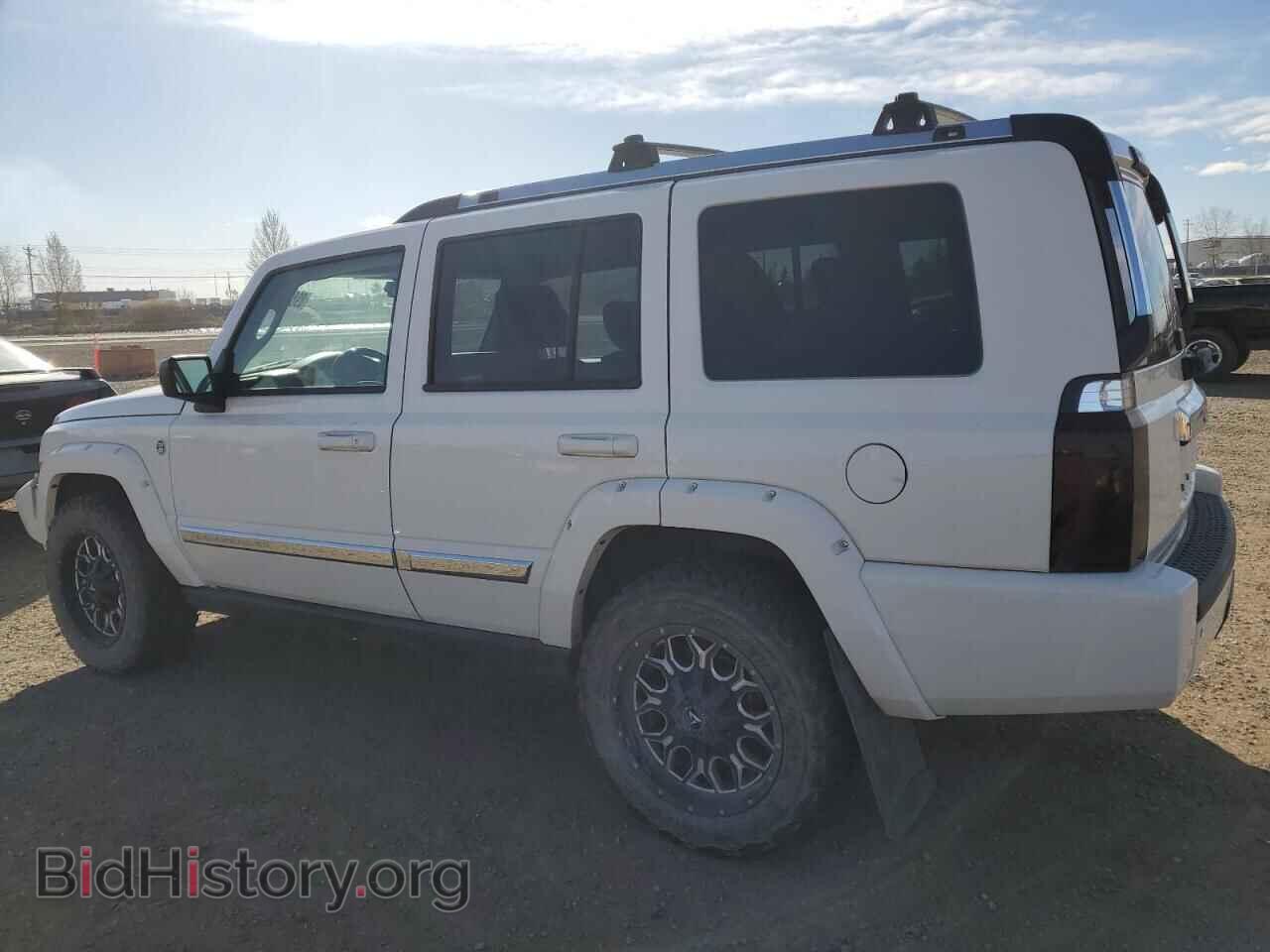 2008 JEEP COMMANDER - VIN: 1J8HG58238C242530 - Photo 2
