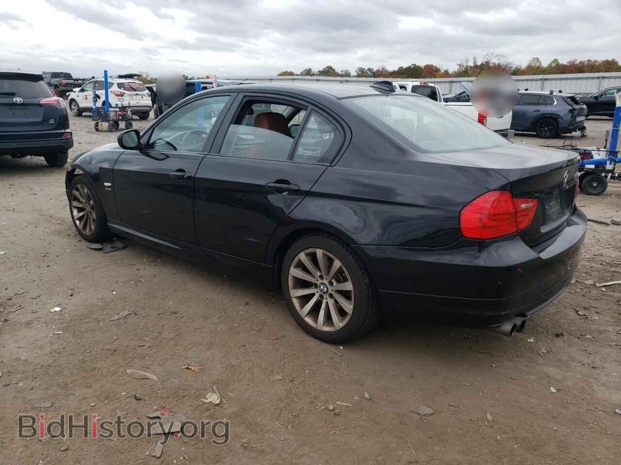 2011 BMW 3 SERIES - VIN: WBAPK7C58BA772605 - Фото 2