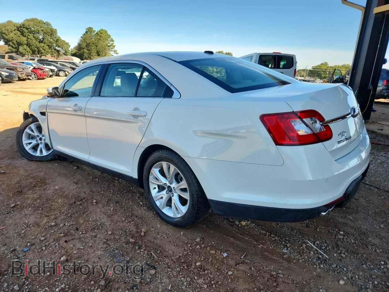 2010 FORD TAURUS - VIN: 1FAHP2EW1AG153122 - Фото 2