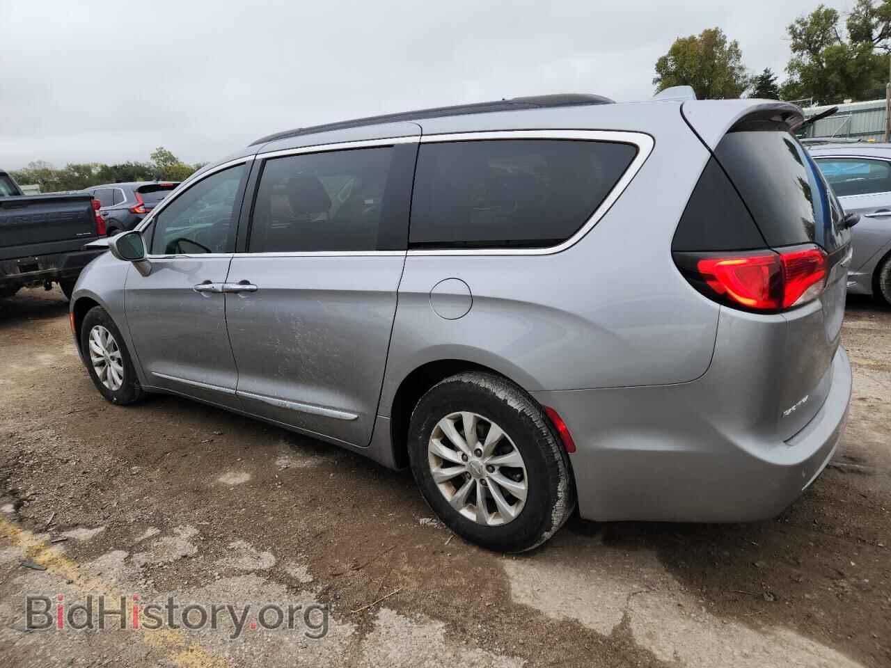 2017 CHRYSLER PACIFICA - VIN: 2C4RC1BG4HR565819 - Фото 2