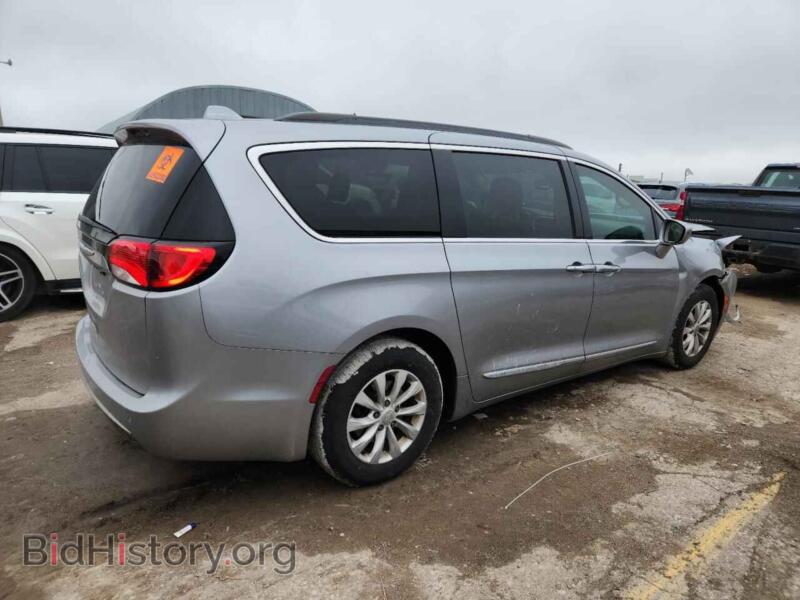 2017 Chrysler PACIFICA (VIN 2C4RC1BG4HR565819) — фото 3 из 14