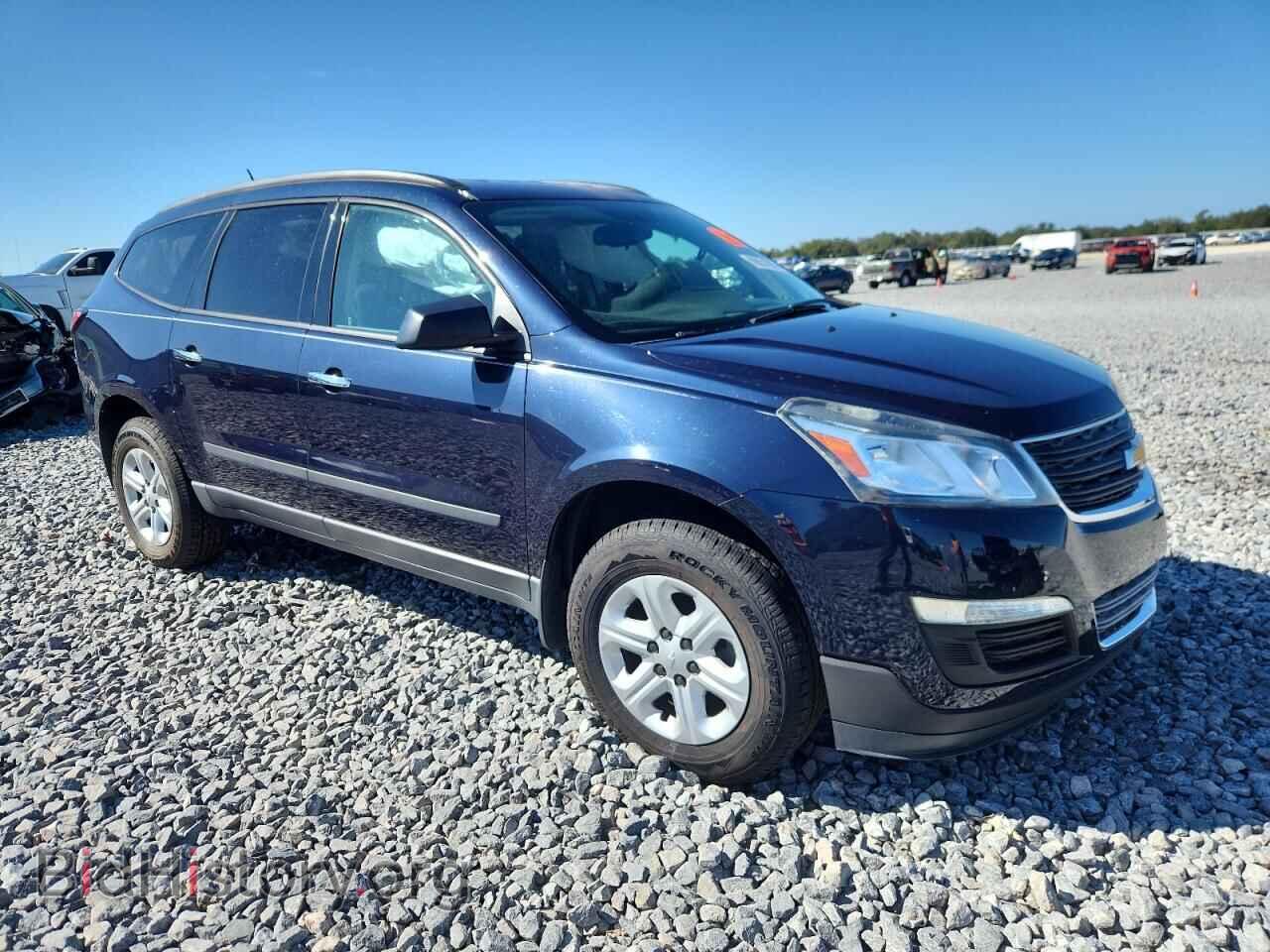 2017 CHEVROLET TRAVERSE - VIN: 1GNKRFED2HJ224820 - Фото 4