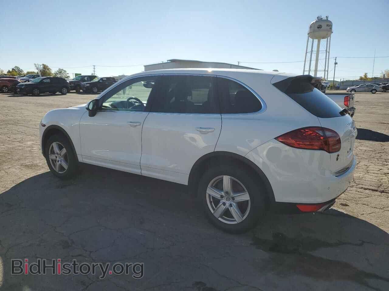 2012 PORSCHE CAYENNE - VIN: WP1AA2A2XCLA06130 - Photo 2