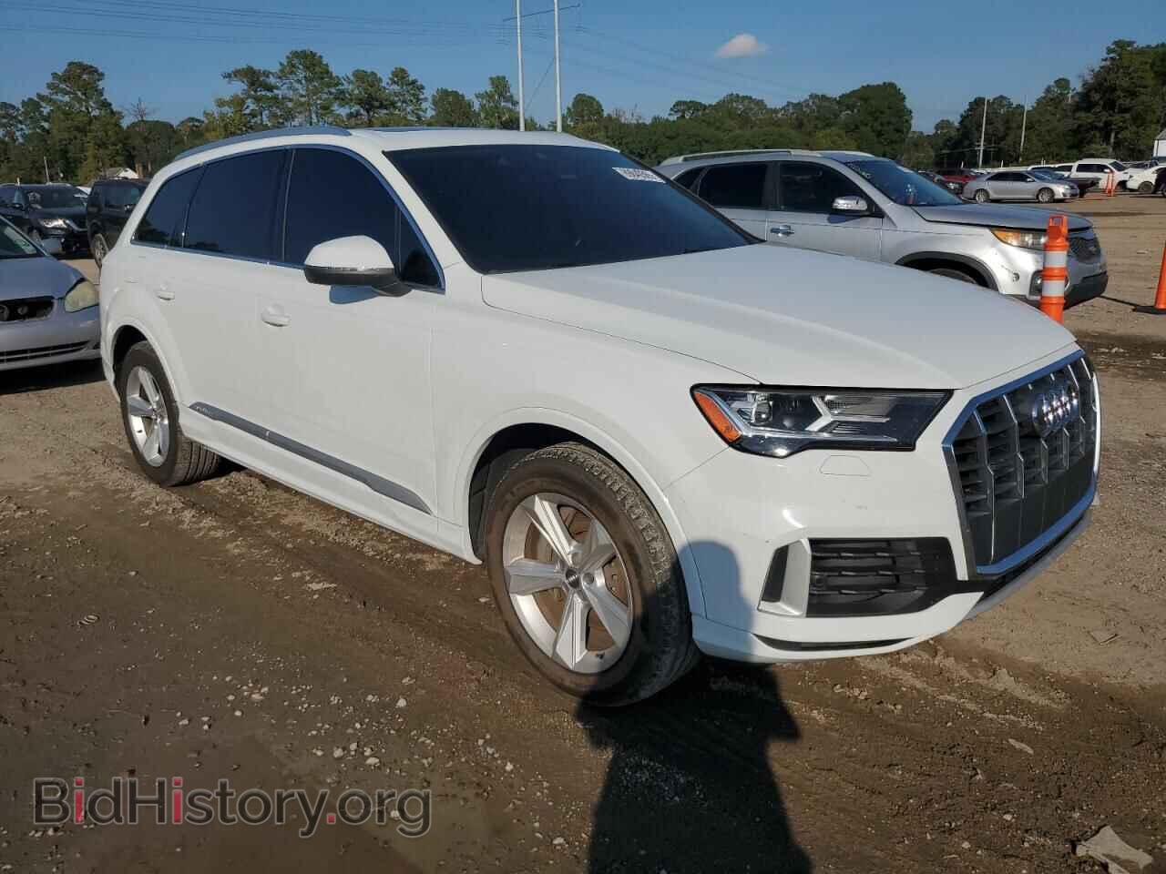 2020 AUDI Q7 - VIN: WA1AXAF74LD000648 - Photo 4