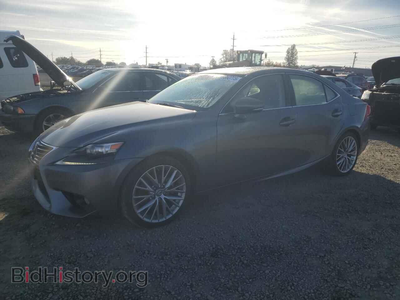 Фотография JTHCF1D20E5010498 - LEXUS IS 2014