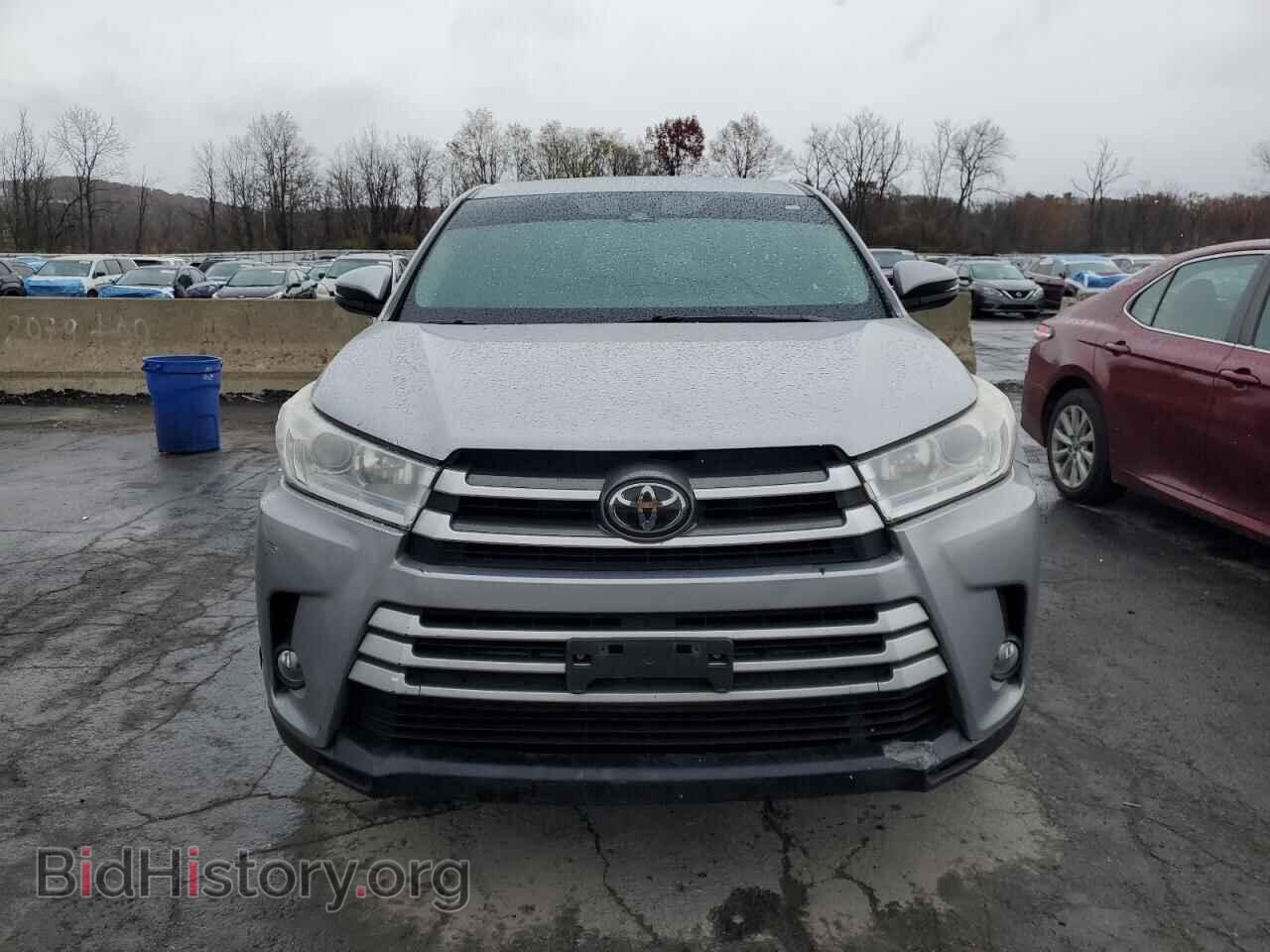 2017 TOYOTA HIGHLANDER - VIN: 5TDBZRFH2HS446451 - Фото 5