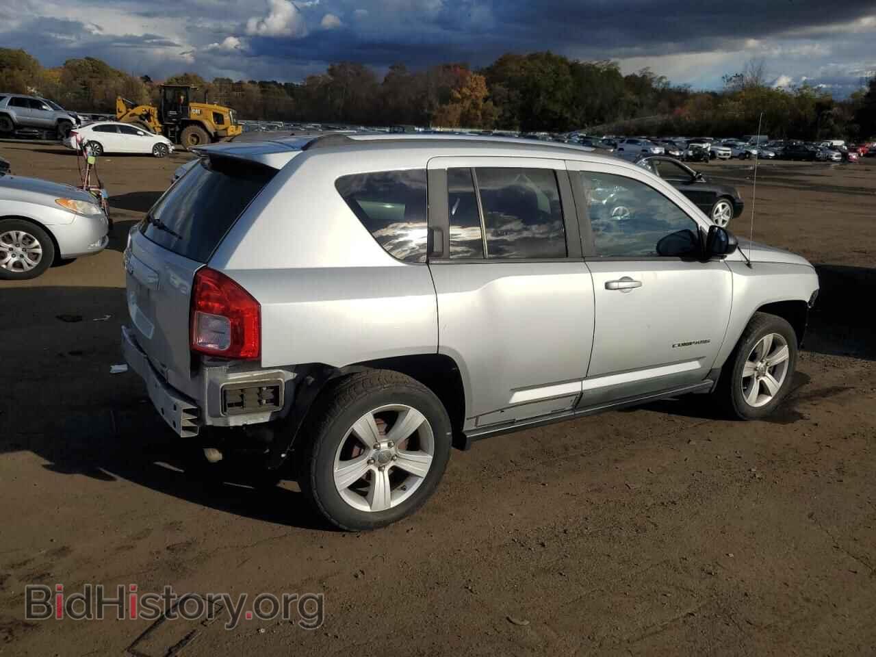 2011 JEEP COMPASS - VIN: 1J4NT1FA0BD215838 - Photo 3