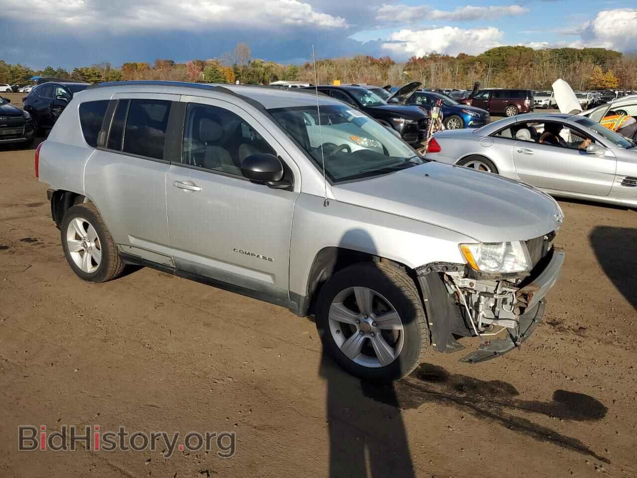 2011 JEEP COMPASS - VIN: 1J4NT1FA0BD215838 - Photo 4
