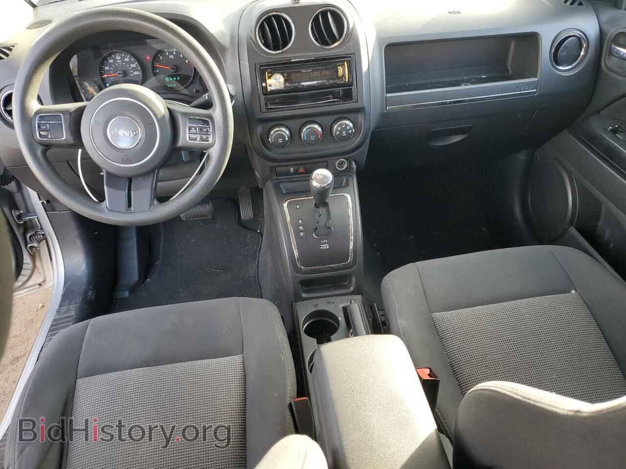 2011 JEEP COMPASS - VIN: 1J4NT1FA0BD215838 - Photo 8