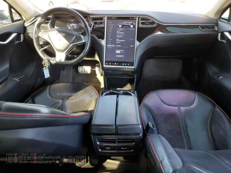 2013 Tesla MODEL S (VIN 5YJSA1CP5DFP08594) — фото 8 из 13