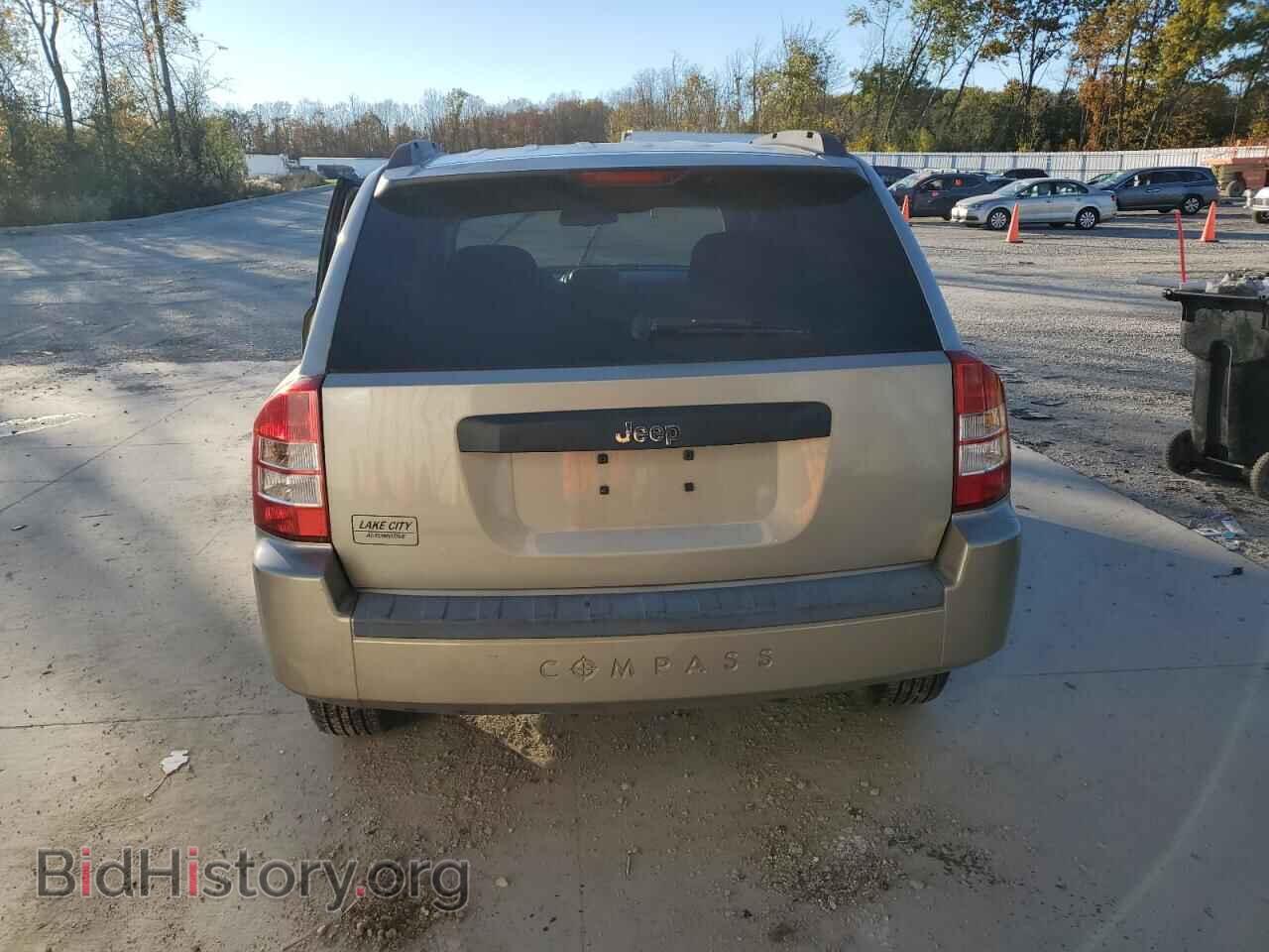2009 JEEP COMPASS - VIN: 1J8FT47B49D140485 - Фото 6