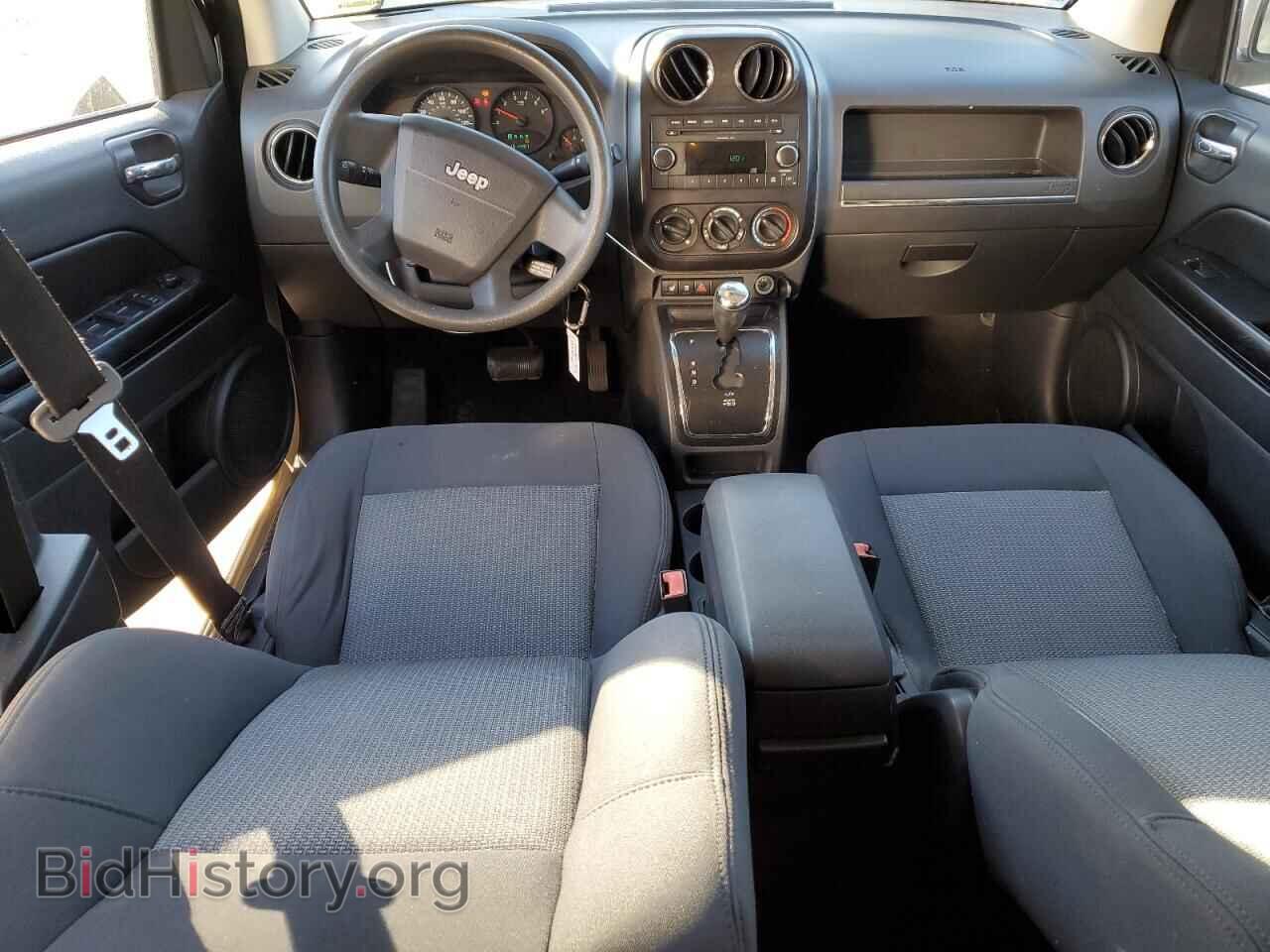 2009 JEEP COMPASS - VIN: 1J8FT47B49D140485 - Фото 8