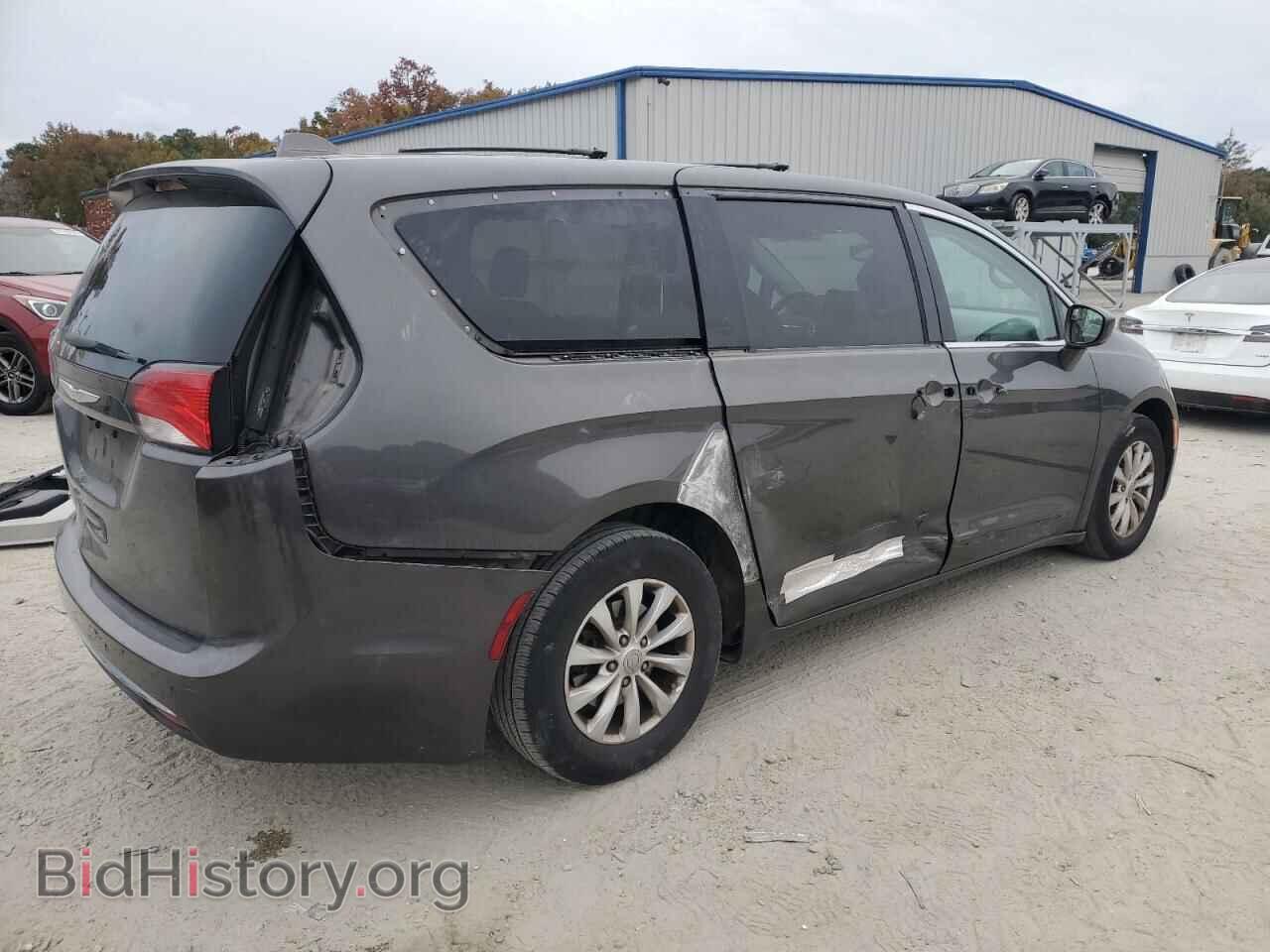 2017 CHRYSLER PACIFICA - VIN: 2C4RC1BG3HR559266 - Фото 3
