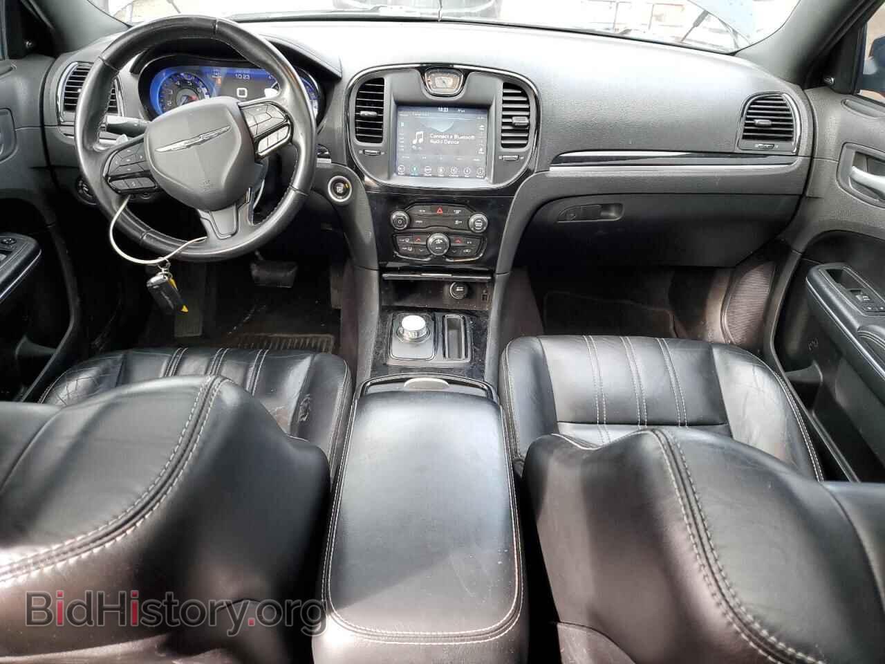 2018 CHRYSLER 300 - VIN: 2C3CCAGG0JH279321 - Фото 8