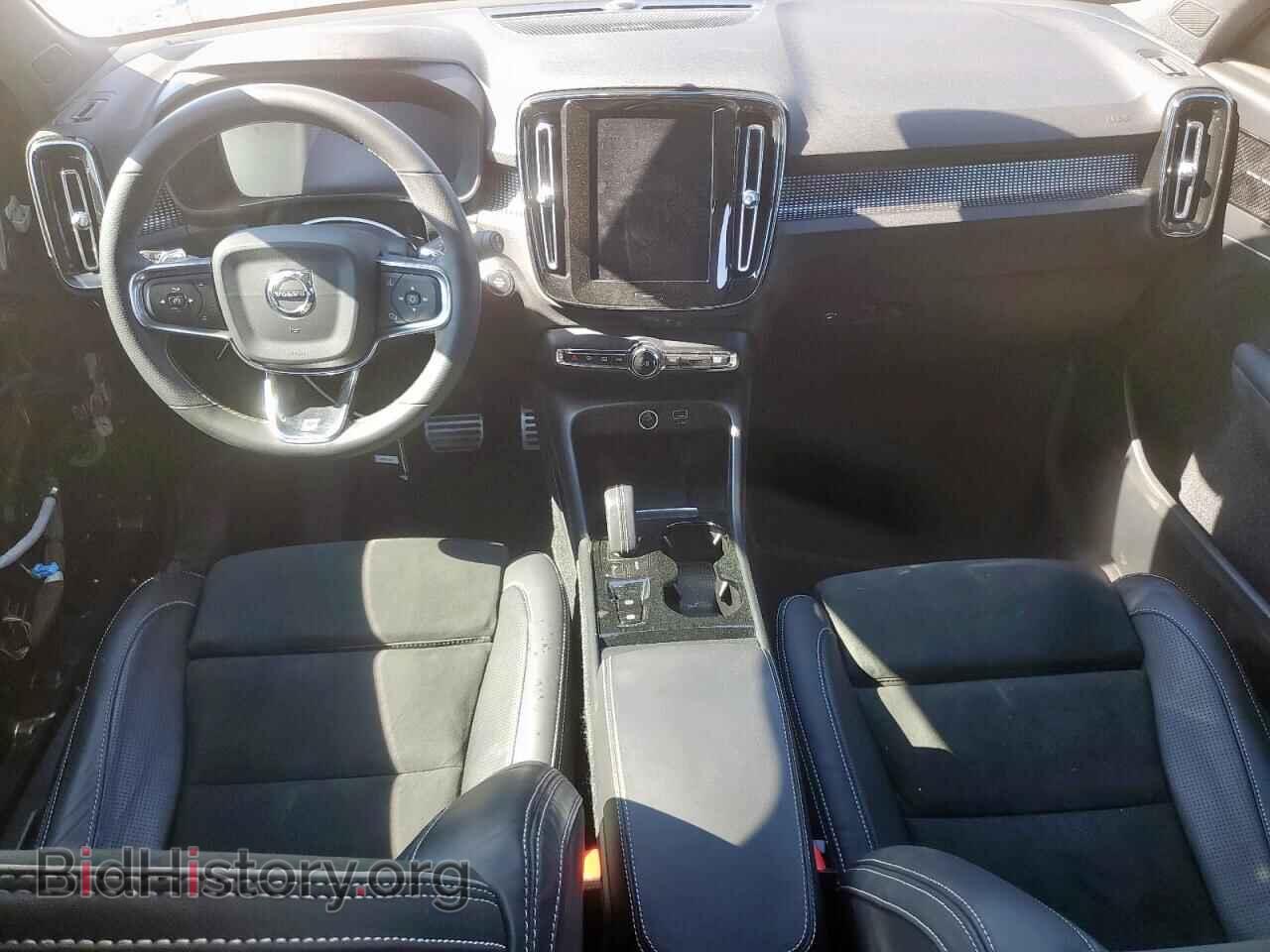 2019 VOLVO XC40 - VIN: YV4AC2HM7K2106237 - Фото 8