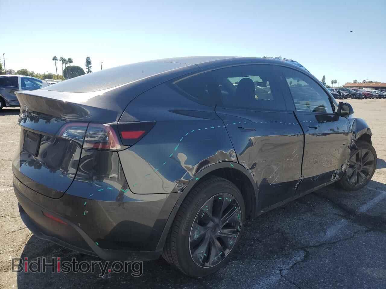 2024 TESLA MODEL Y - VIN: 7SAYGDED7RF098964 - Photo 3