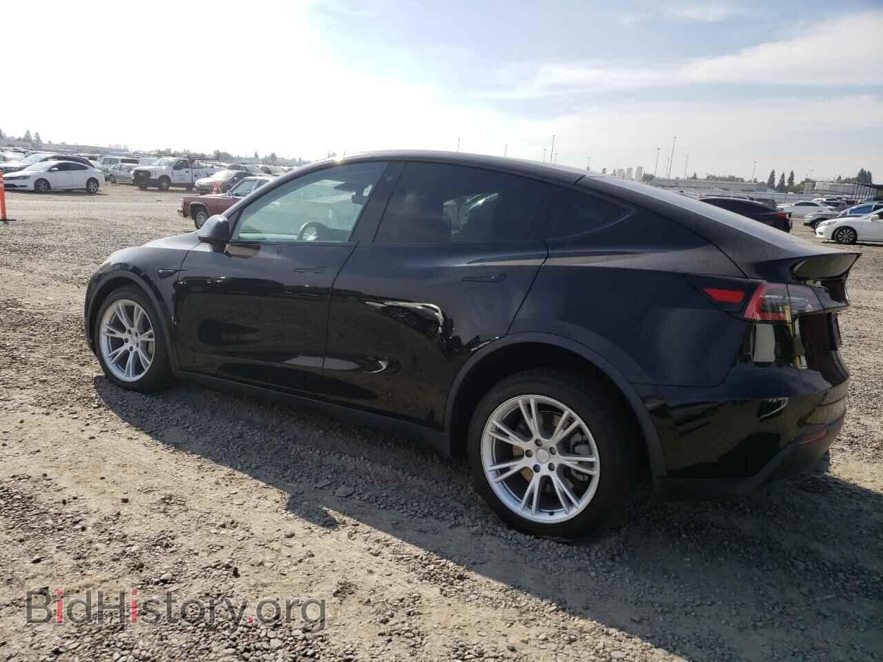 2021 TESLA MODEL Y - VIN: 5YJYGDEE0MF077176 - Фото 2