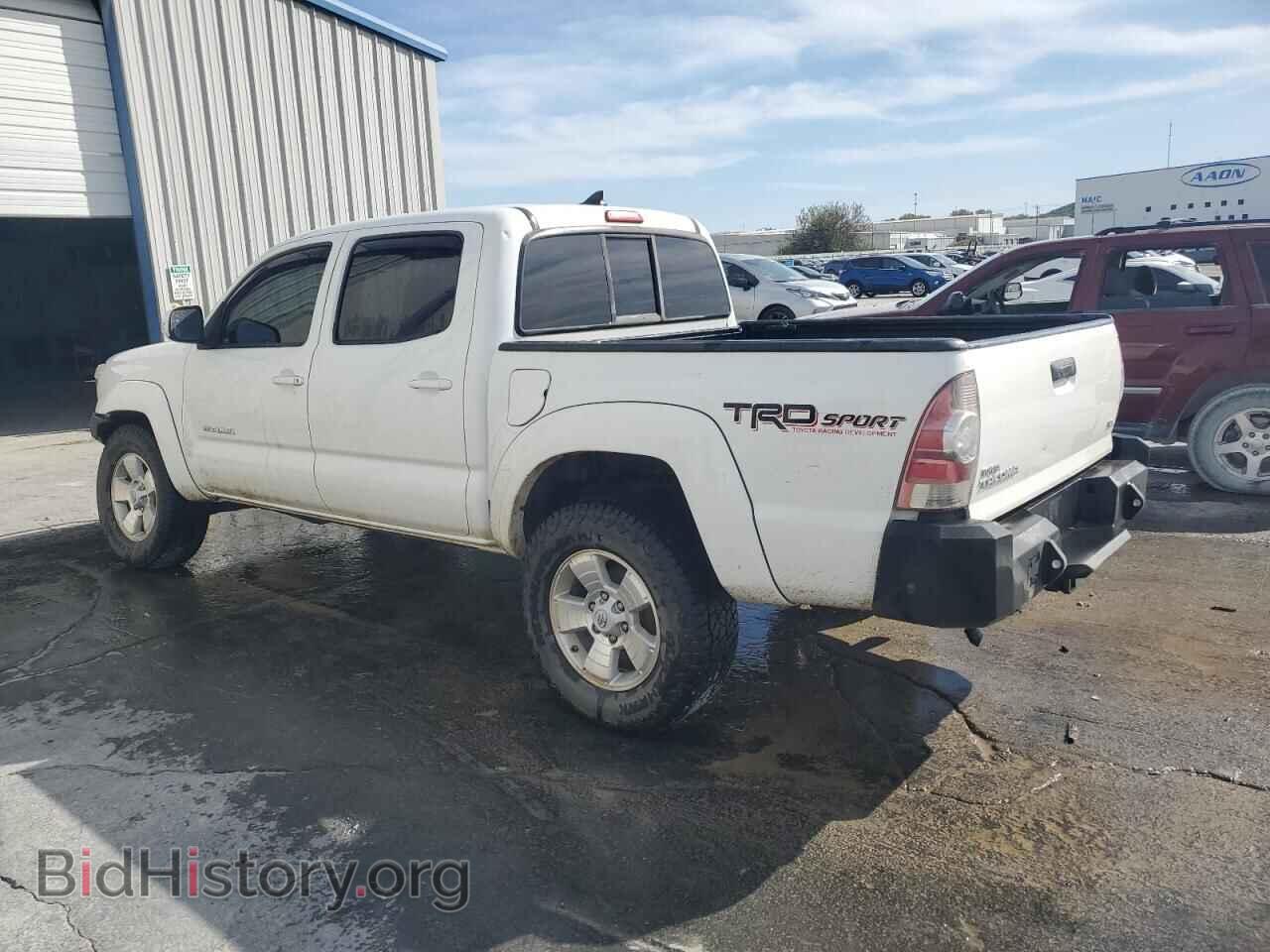2015 TOYOTA TACOMA - VIN: 3TMLU4EN9FM196670 - Фото 2