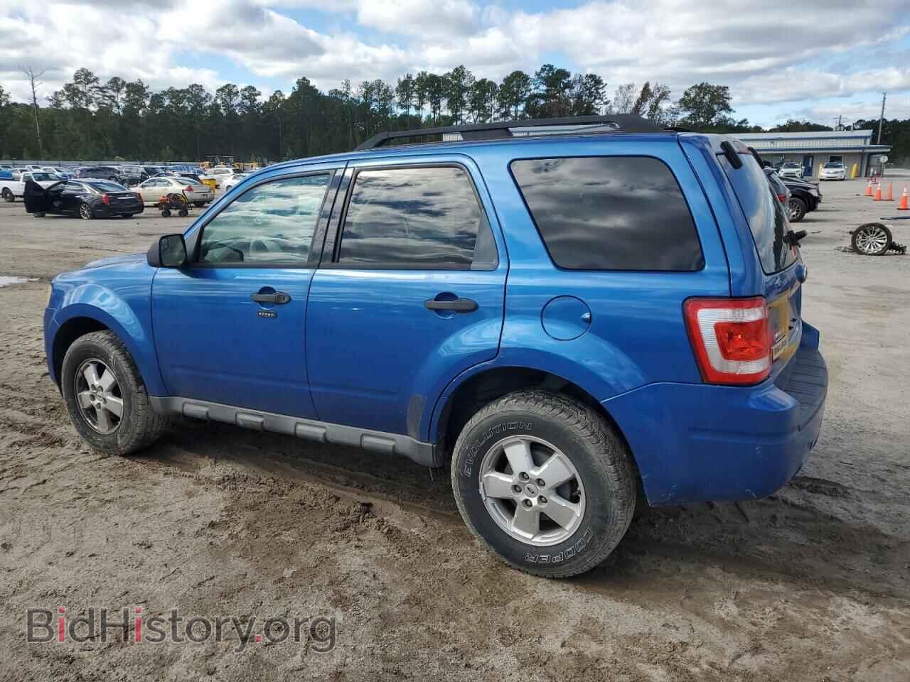 2011 FORD ESCAPE - VIN: 1FMCU0DG2BKA41631 - Фото 2