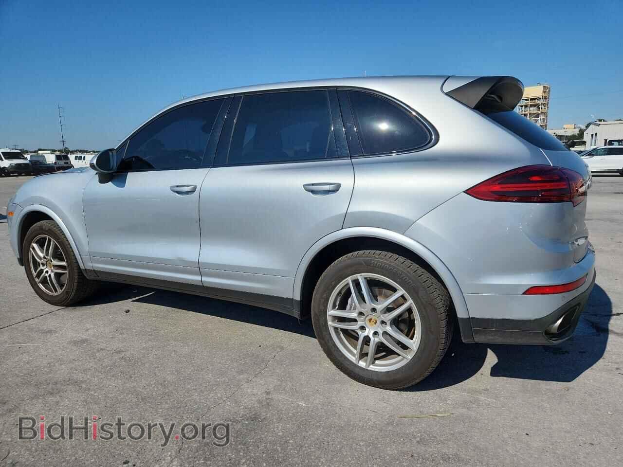 2017 PORSCHE CAYENNE - VIN: WP1AA2A27HKA82644 - Фото 2