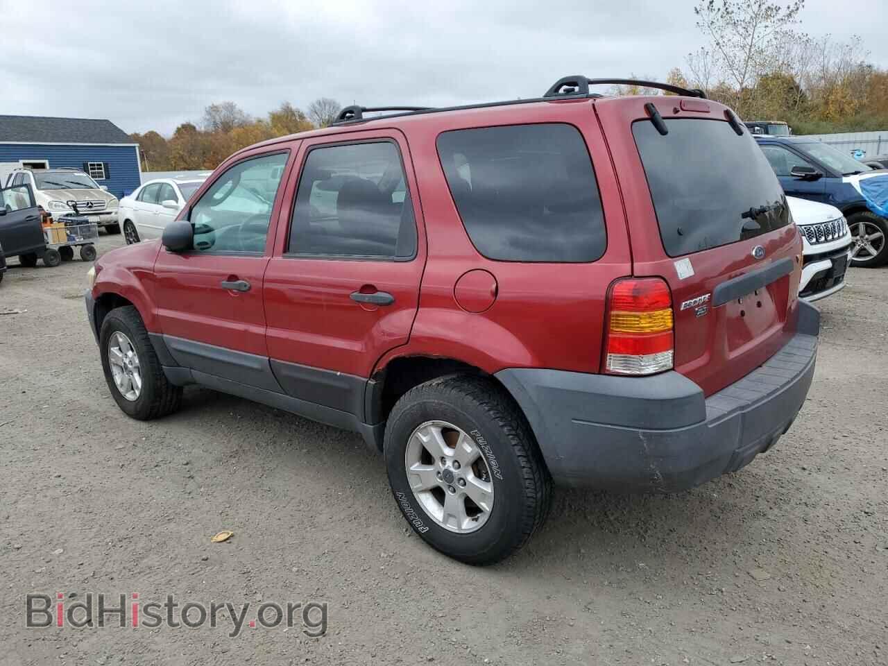 2007 FORD ESCAPE - VIN: 1FMYU93117KA38511 - Фото 2