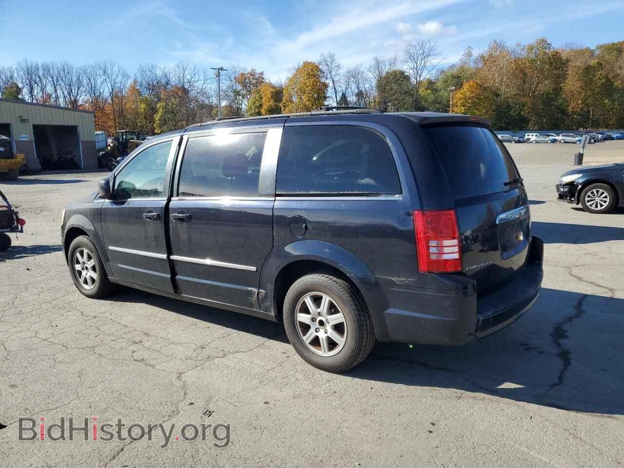 2010 CHRYSLER TOWN & C - VIN: 2A4RR5D15AR351971 - Фото 2