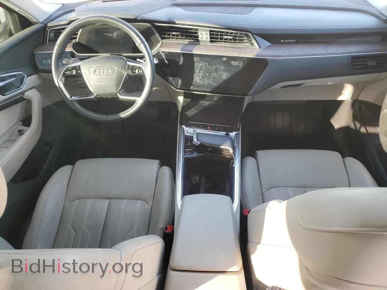 2019 AUDI E-TRON - VIN: WA1VABGEXKB011296 - Photo 8