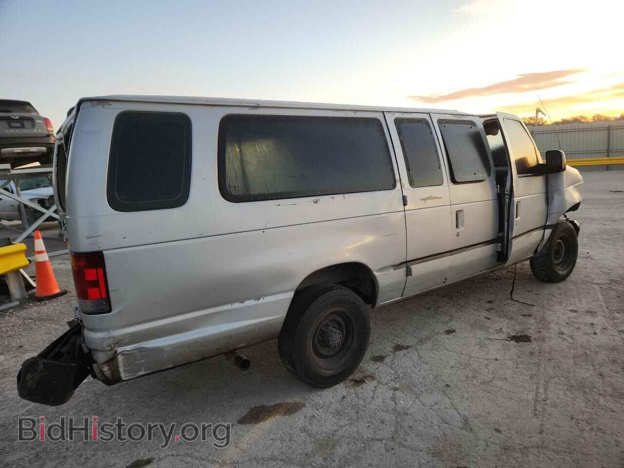 2006 FORD ECONOLINE - VIN: 1FBSS31L26DA38008 - Фото 3