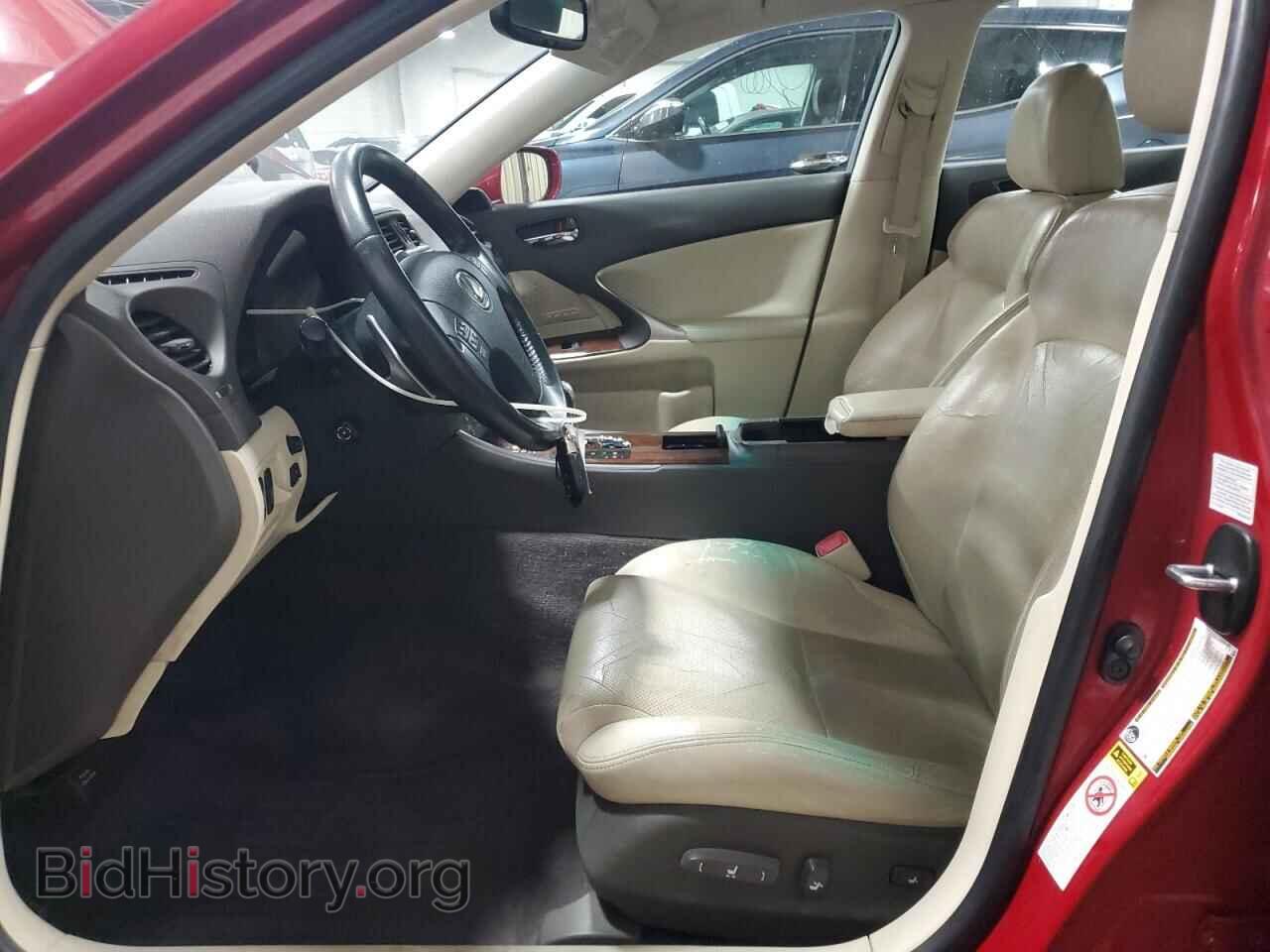 2010 LEXUS IS - VIN: JTHCF5C27A2033796 - Photo 7