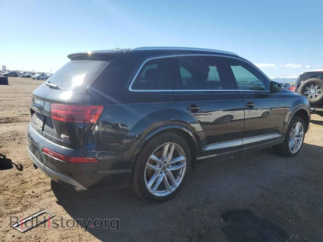 2017 AUDI Q7 - VIN: WA1VAAF75HD004069 - Фото 3