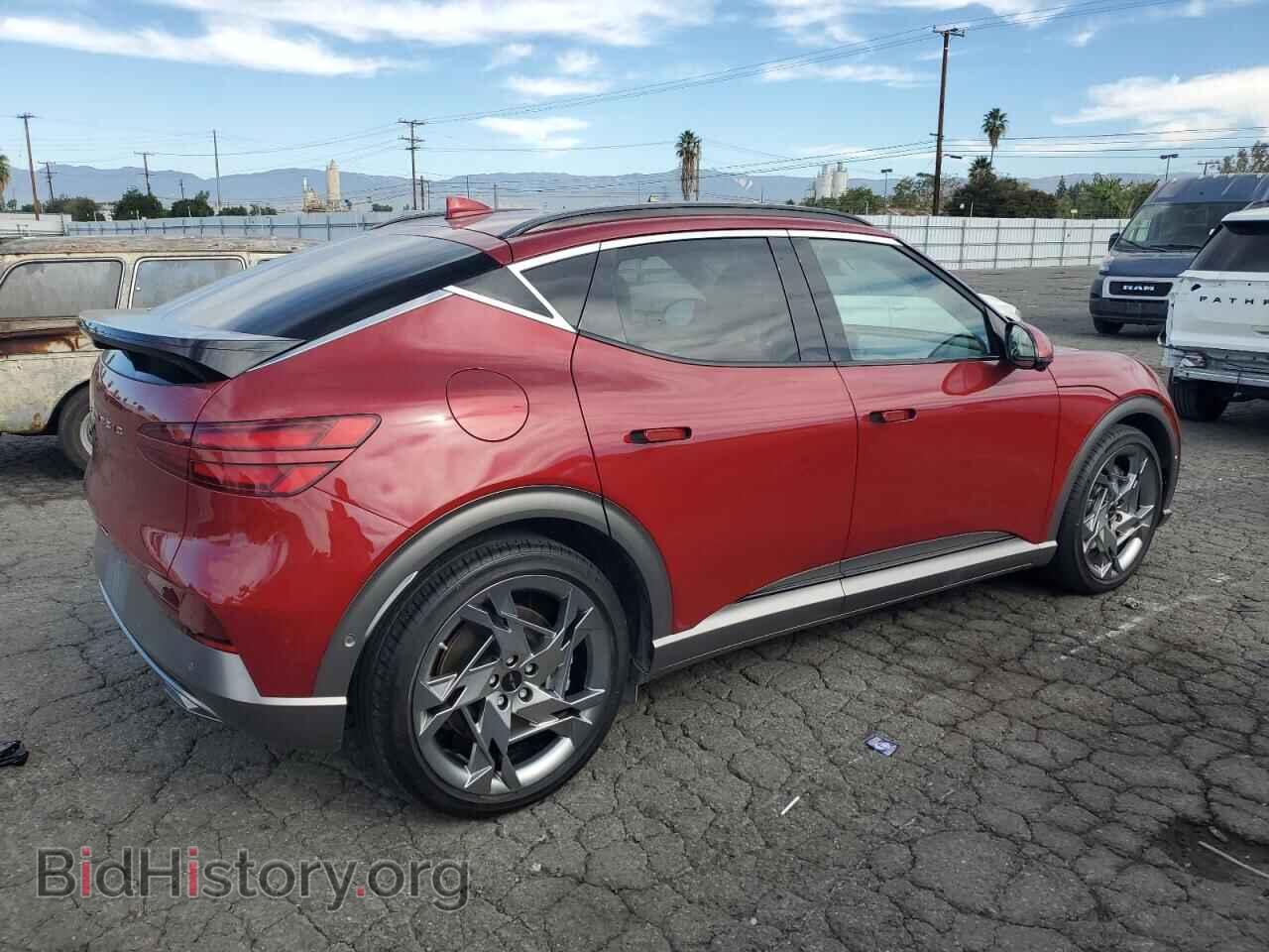 2023 GENESIS GV60 PERFO - VIN: KMUKEDTBXPU008802 - Фото 3