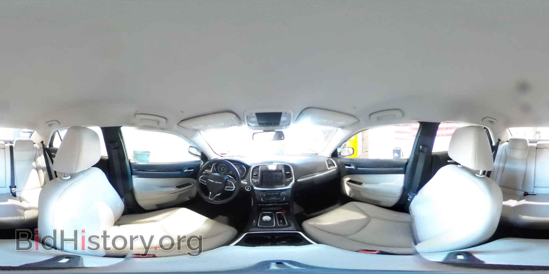 2017 CHRYSLER 300 - VIN: 2C3CCARG1HH571468 - Фото 14