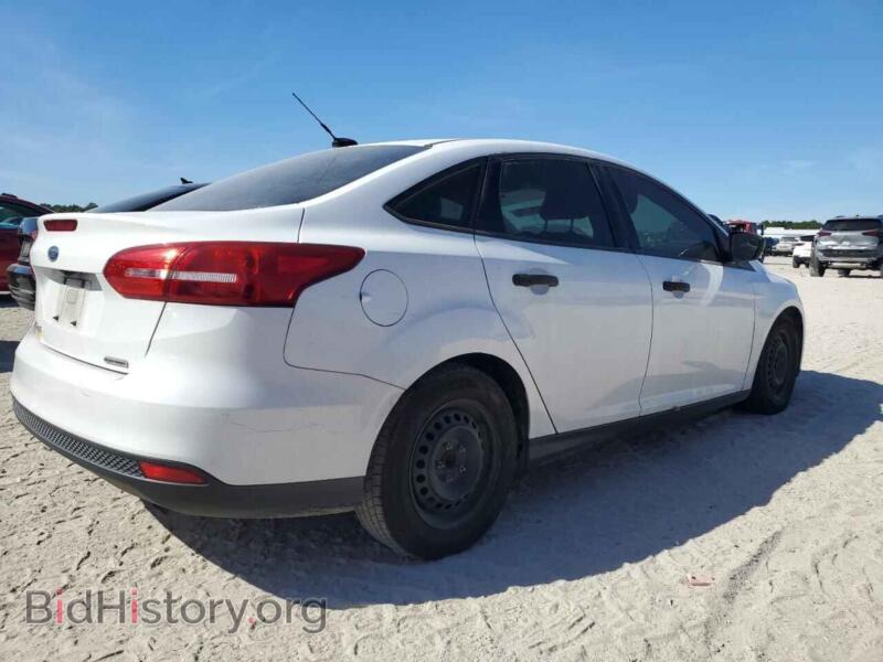 2016 Ford FOCUS (VIN 1FADP3E2XGL397370) — photo 3 of 12