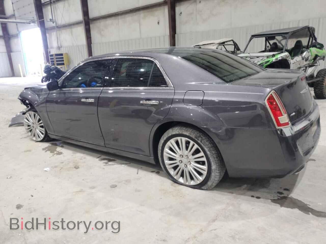 2013 CHRYSLER 300 - VIN: 2C3CCAKT9DH645267 - Фото 2