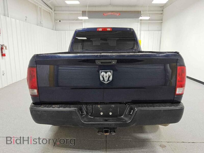 2018 RAM 1500 (VIN 1C6RR6FG5JS304572) — photo 6 of 13