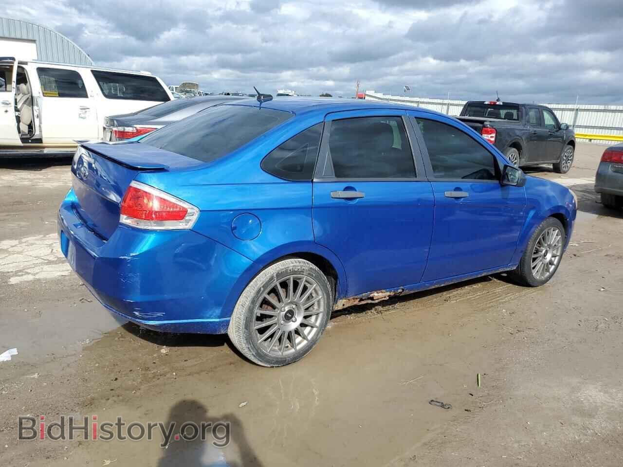 2011 FORD FOCUS - VIN: 1FAHP3EN4BW112357 - Фото 3