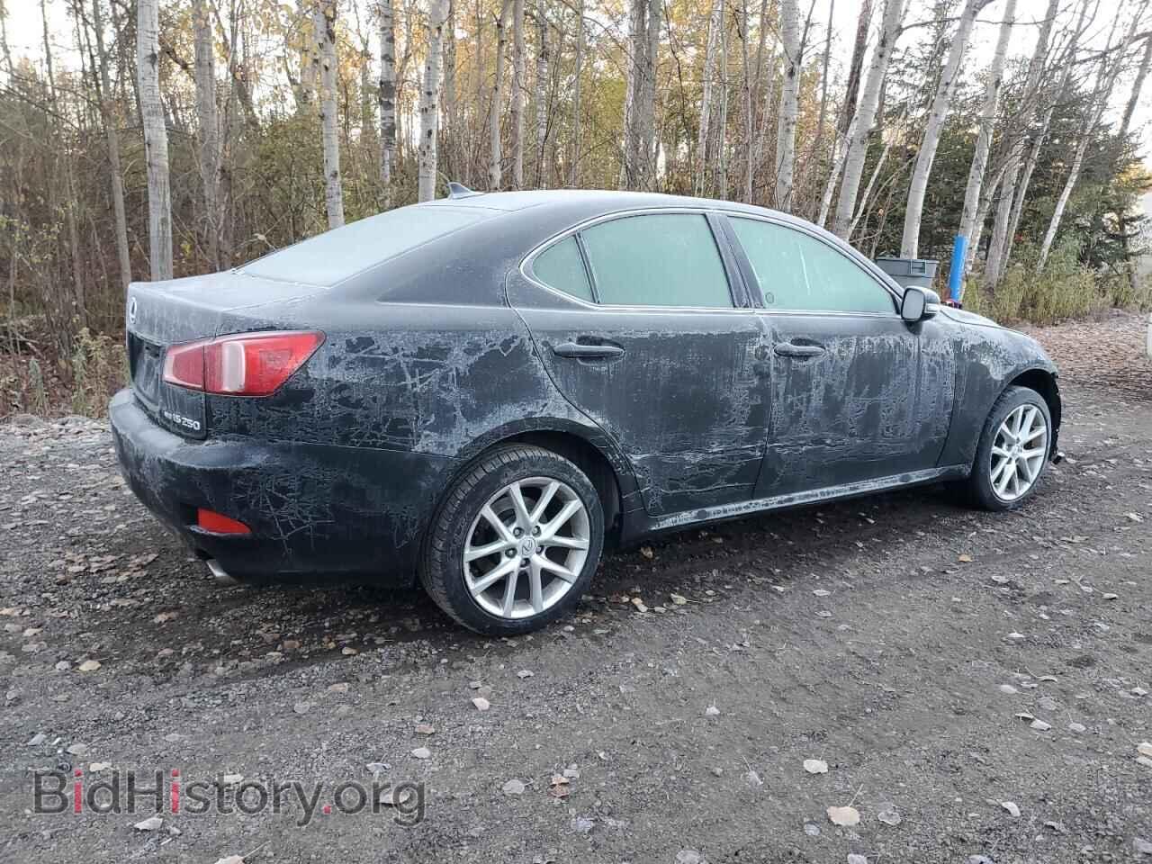 2011 LEXUS IS - VIN: JTHCF5C21B2035173 - Photo 3