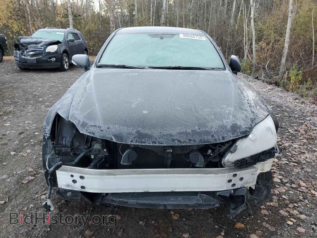 2011 LEXUS IS - VIN: JTHCF5C21B2035173 - Photo 5