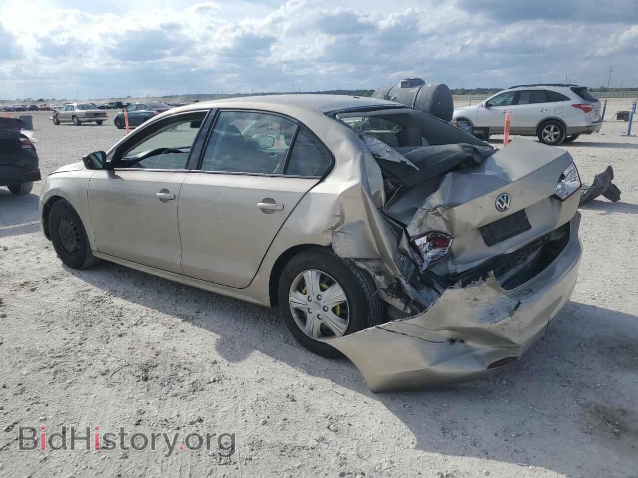 2014 VOLKSWAGEN JETTA - VIN: 3VW2K7AJXEM228401 - Фото 2